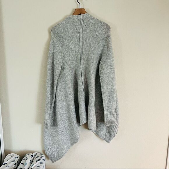 Zara Gray Women's Cardigan Sweater - Picture 2 of 8